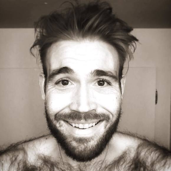 Meet your Posher, Logan - Picture 1 of 1